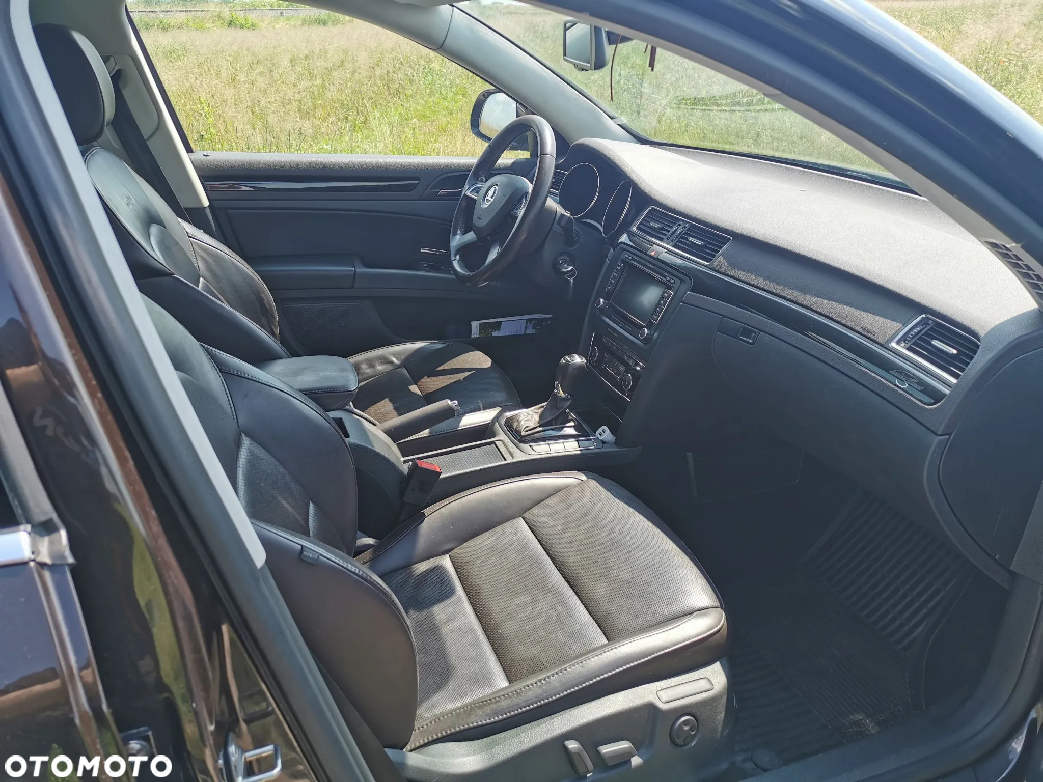 Skoda Superb 2.0 TDI 4x4 L&K DSG - 16