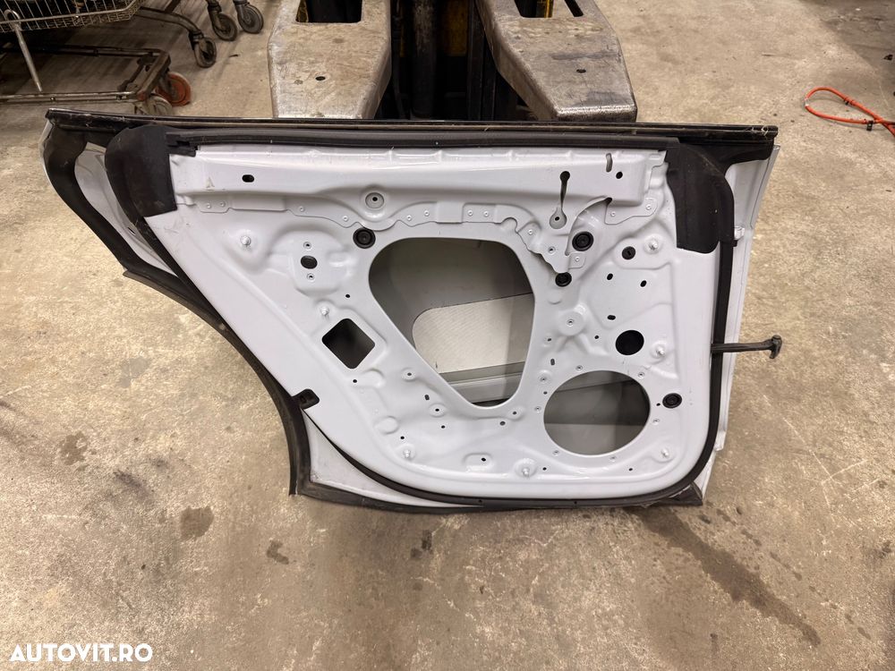Usa stanga spate AUDI E-tron GT an 2019-2025 cu defect in partea de jos - 7
