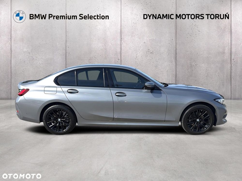 BMW Seria 3 320i - 10