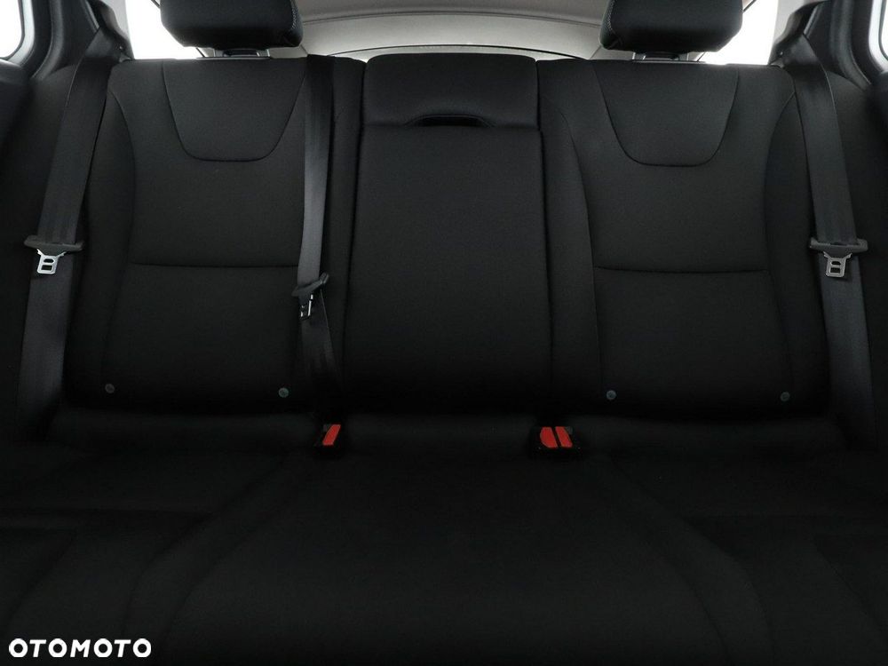 Volvo V60 Cross Country D3 Drive-E Kinetic - 18