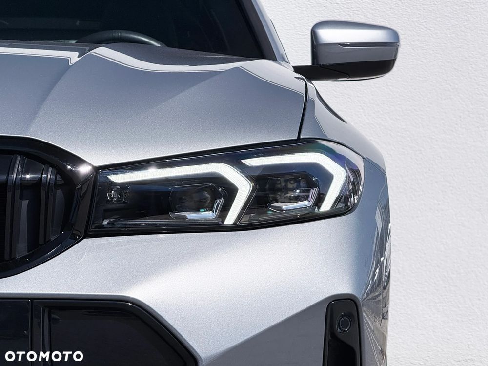 BMW Seria 3 320d xDrive M Sport - 9