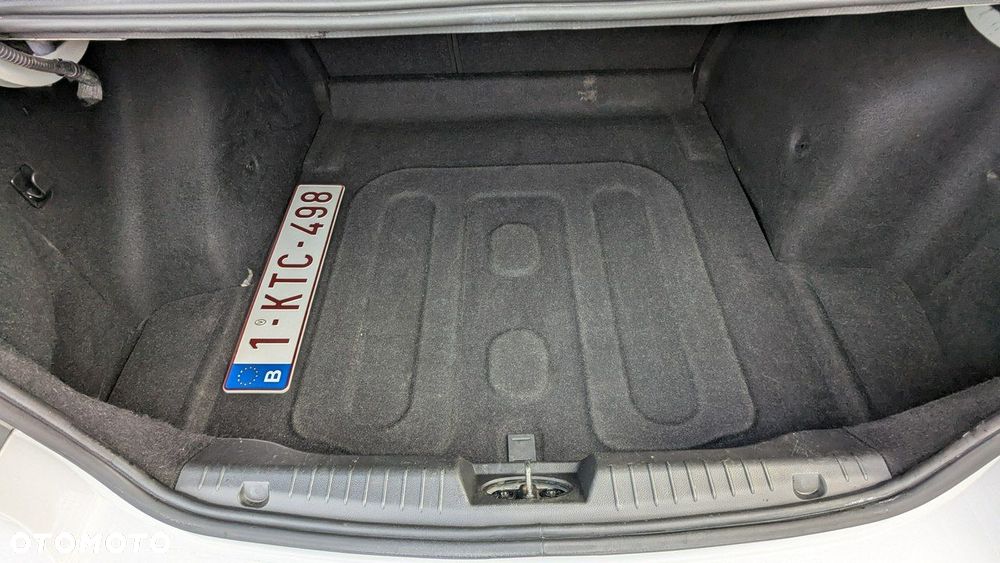 Chevrolet Cruze - 34