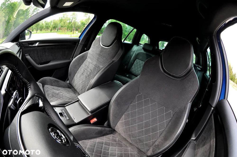 Skoda Superb 1.4 TSI Plug-In Hybrid Sportline DSG - 24