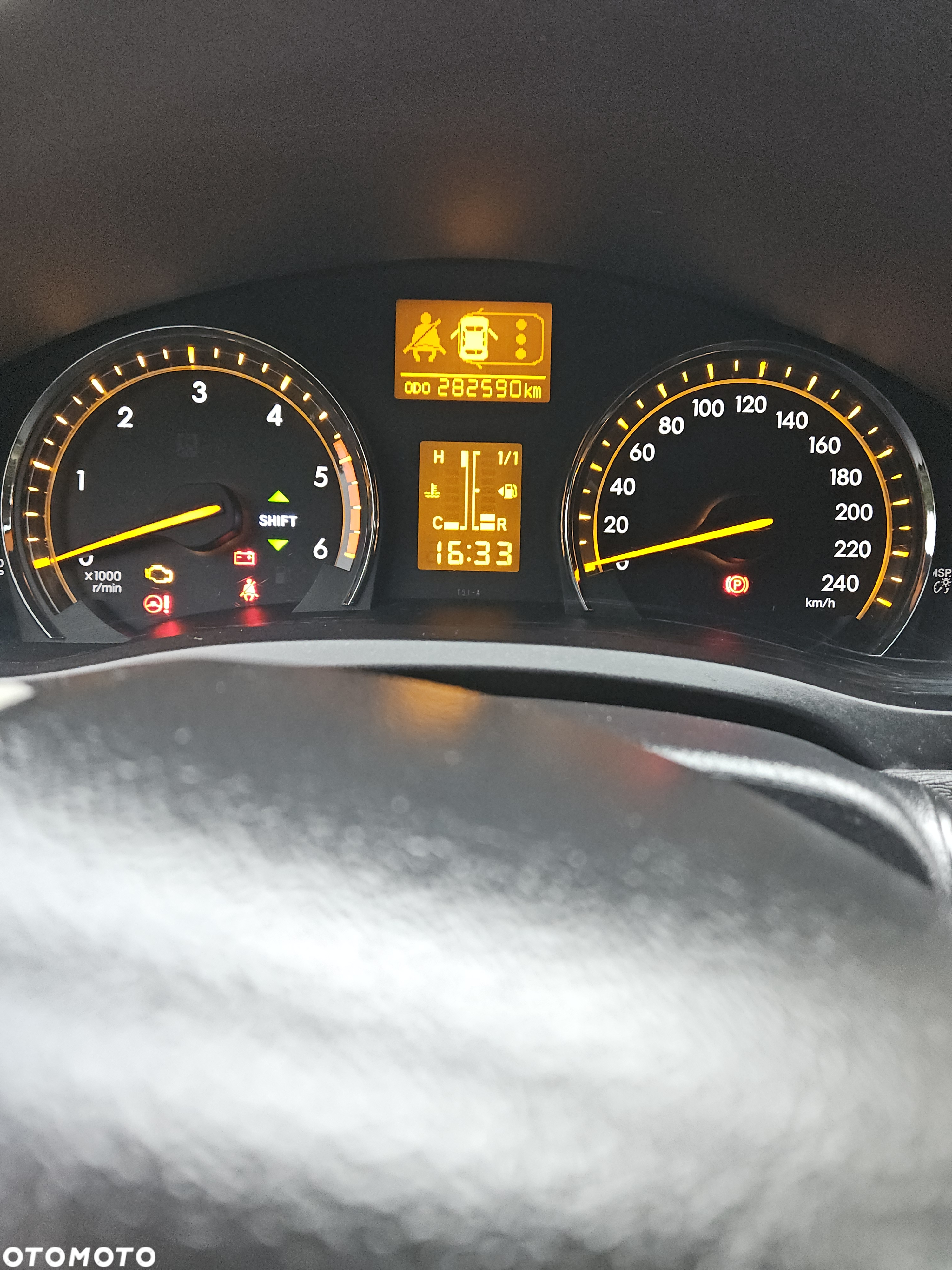 Toyota Avensis 2.0 D-4D - 8