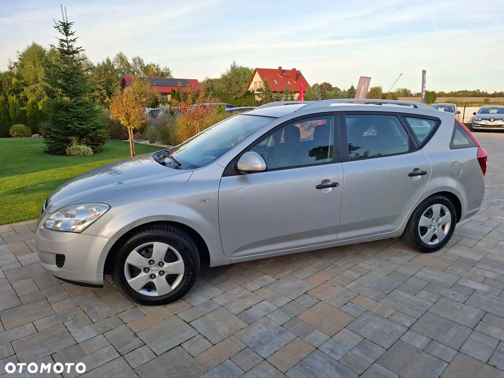 Kia Ceed - 7