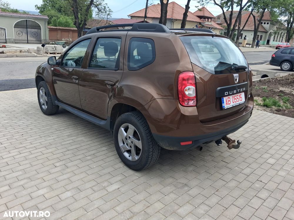 Dacia Duster dCi 110 FAP 4x2 Laureate - 3