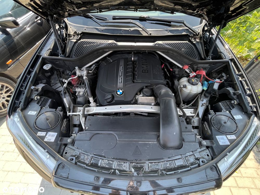 BMW X5 xDrive35i Edition Exclusive - 15