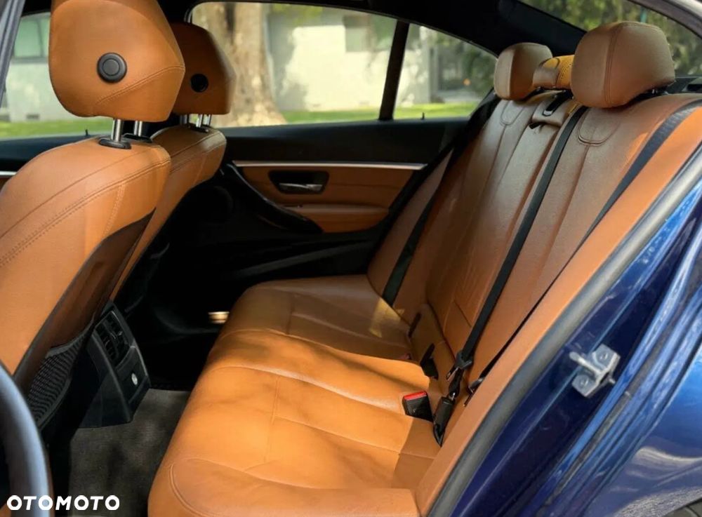BMW Seria 3 330i Edition Luxury Line Purity - 12
