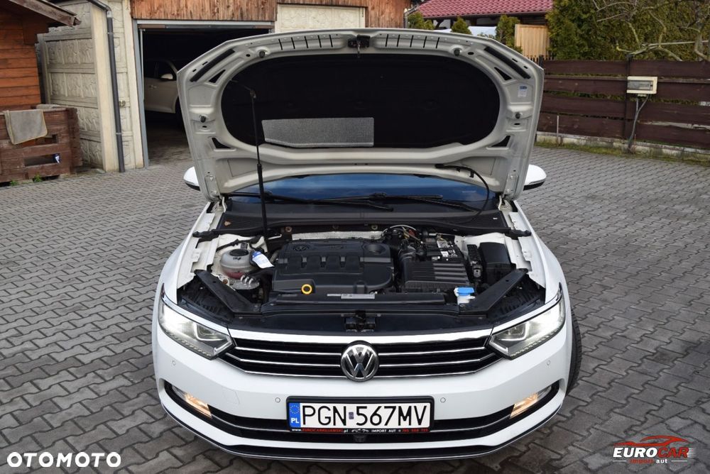 Volkswagen Passat - 37