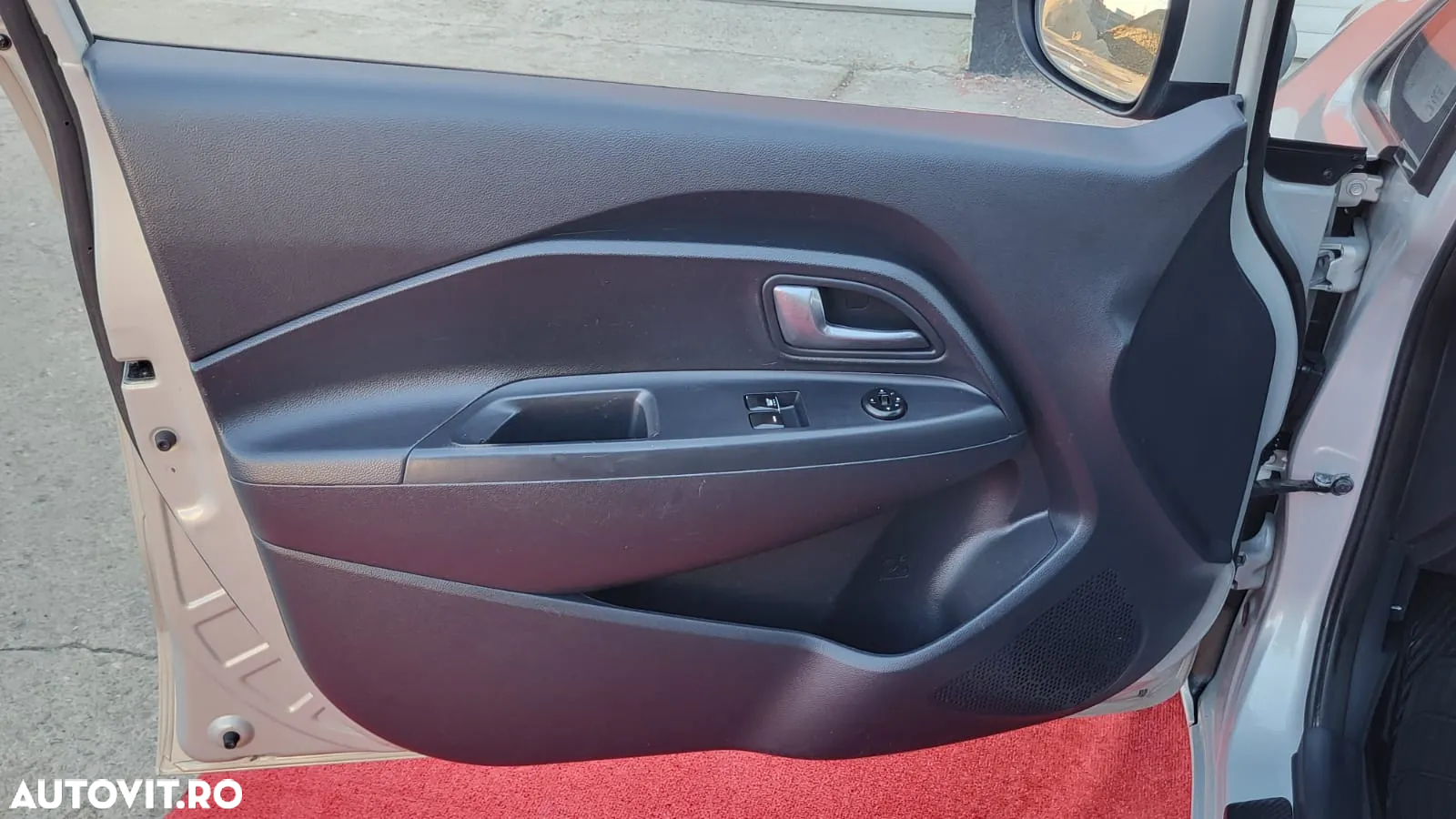 Kia Rio - 14
