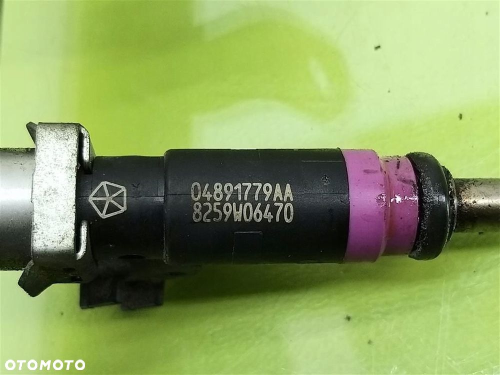 LISTWA WTRYSKIWACZY DODGE CALIBER 1,8 B 150 KM 07-12 R 04891575AA - 2