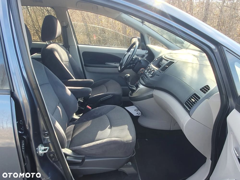 Mitsubishi Grandis 2.4 Motion - 34