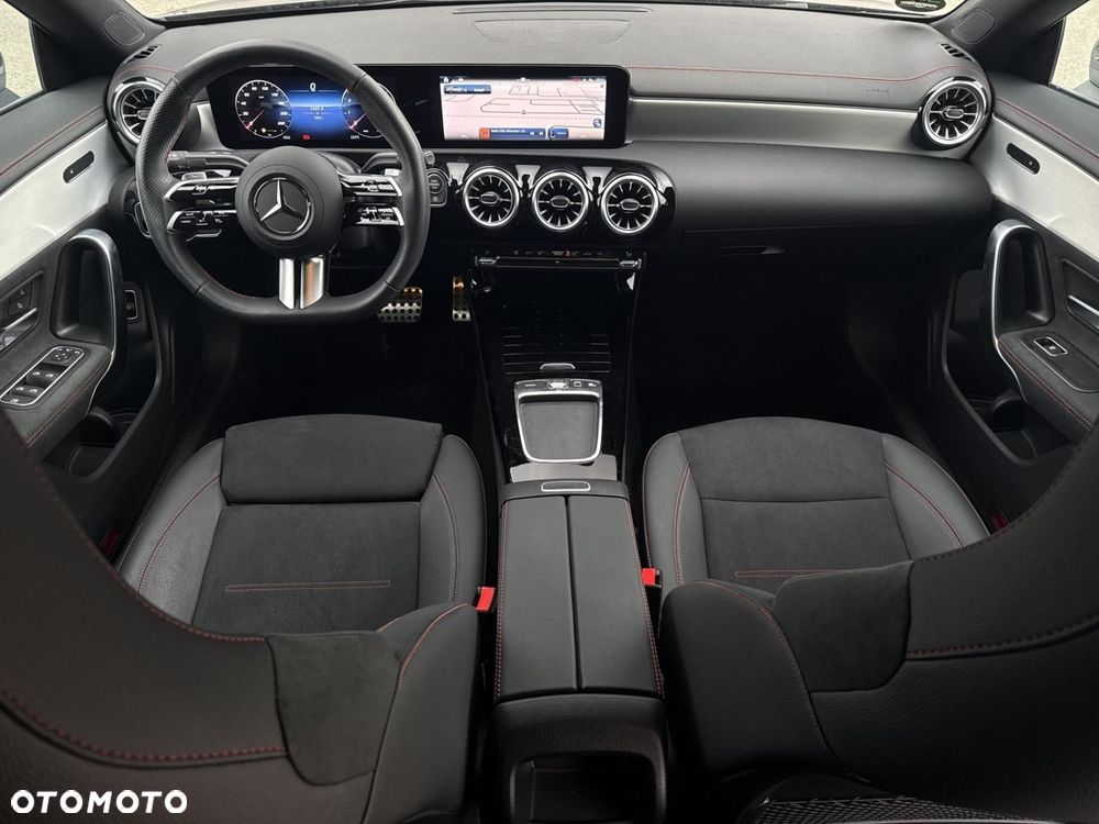 Mercedes-Benz CLA - 19