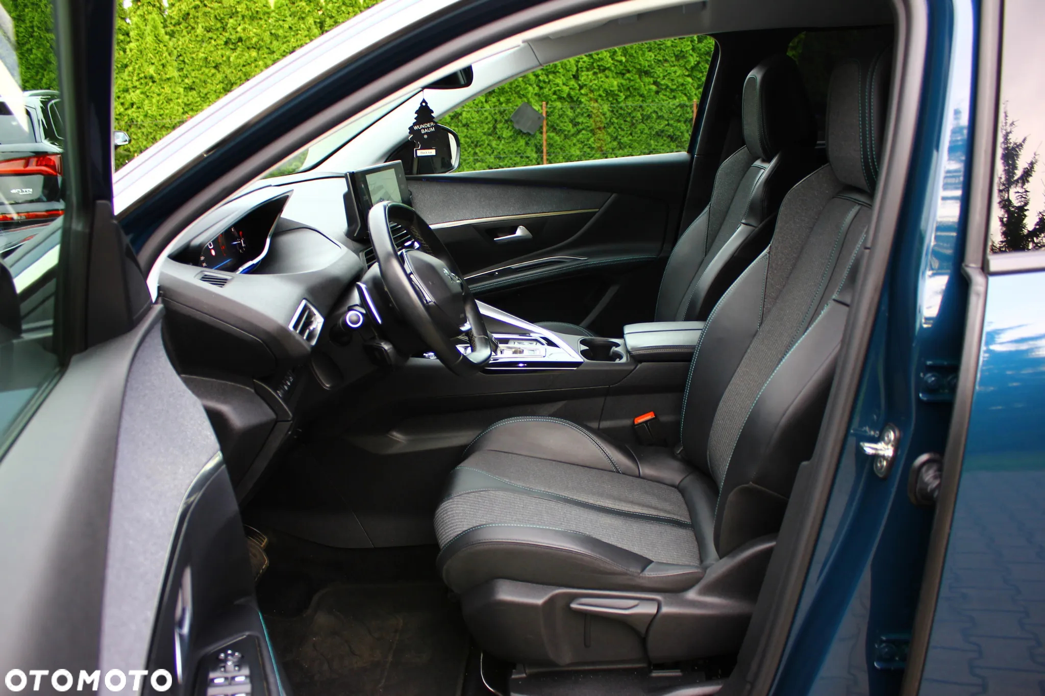 Peugeot 5008 1.5 BlueHDi Allure S&S EAT8 - 24
