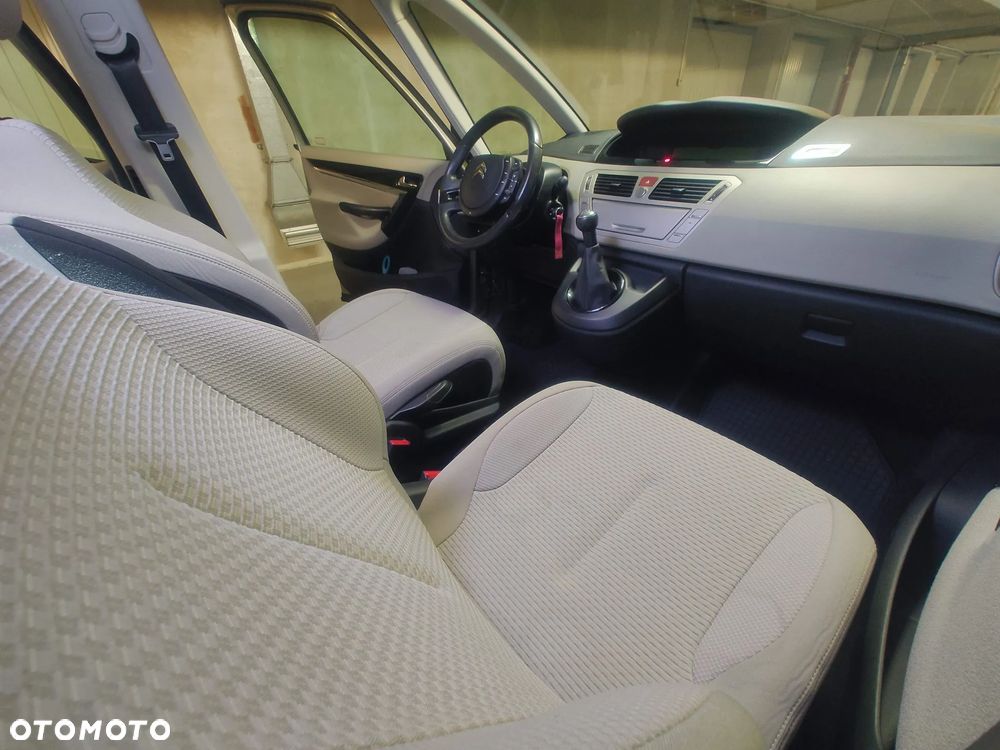 Citroën C4 Picasso - 31