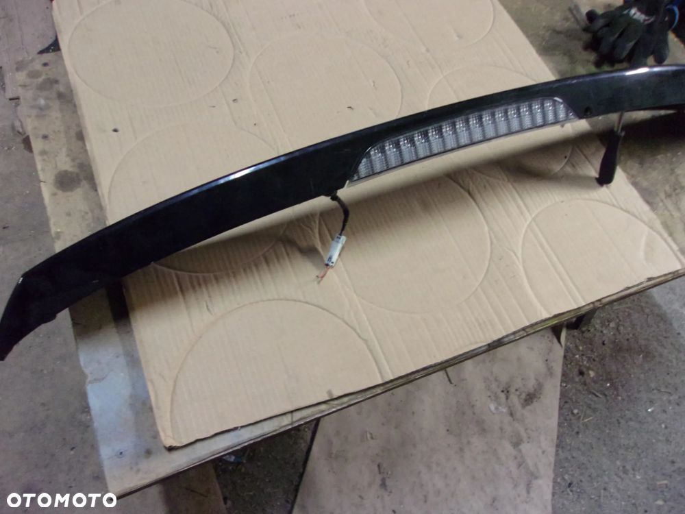 PEUGEOT 4007 LAMPA STOP  C-CROSSER CZESCI 2,2 HDI 4X4