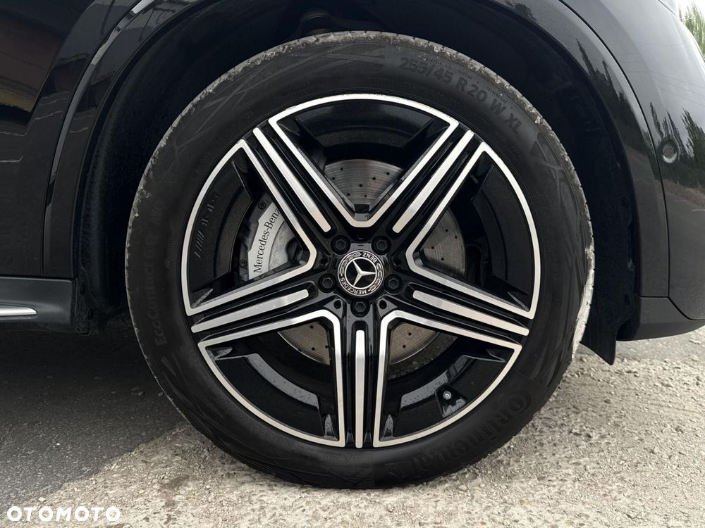 Mercedes-Benz GLC - 25