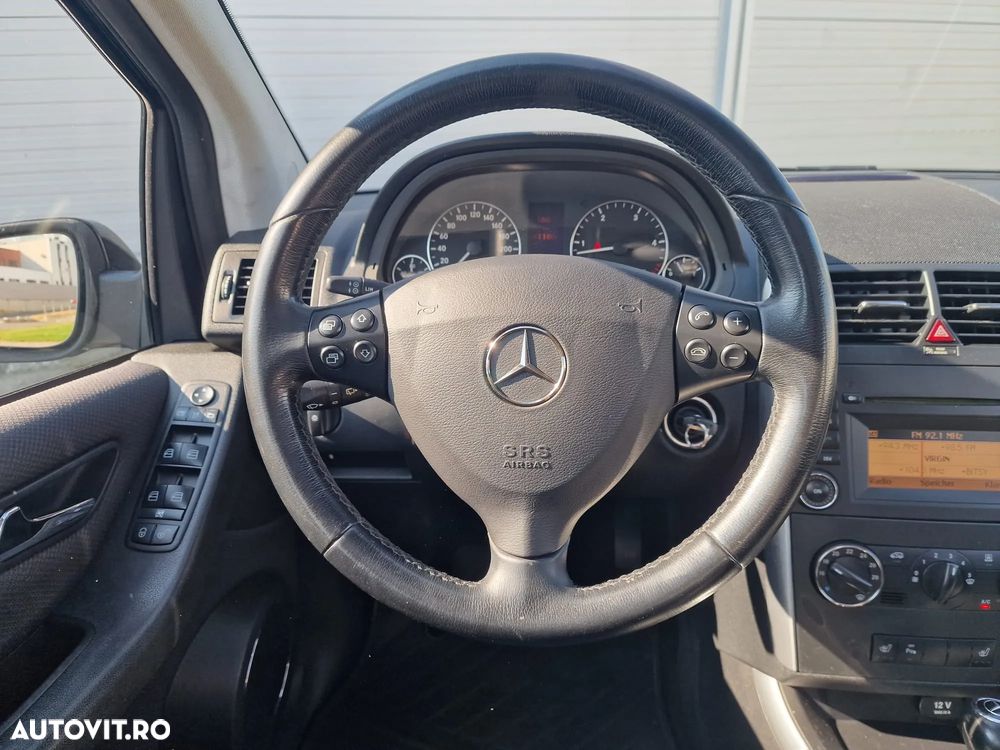 Mercedes-Benz A 180 - 5