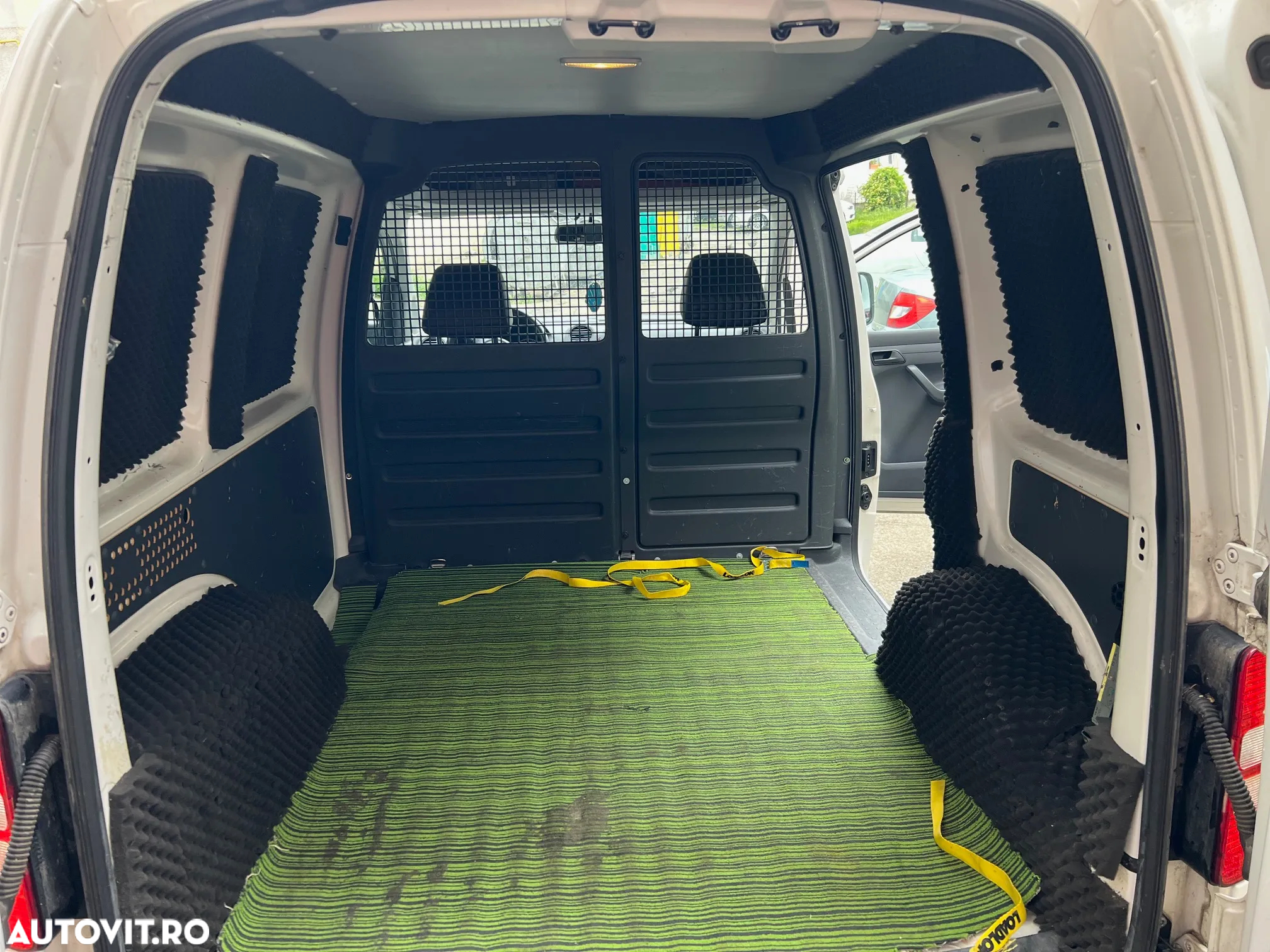 Volkswagen Caddy 1.6 TDI - 7