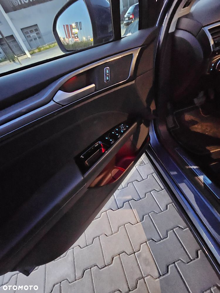 Ford Mondeo SW 2.0 Ti-VCT Titanium - 11