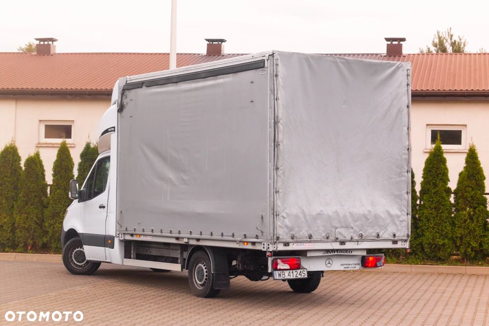 Mercedes-Benz Sprinter - 13