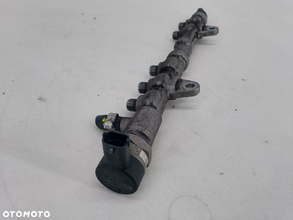 LISTWA WTRYSKOWA FIAT GRANDE PUNTO 55232383 0445214194 1.3 JTD - 3