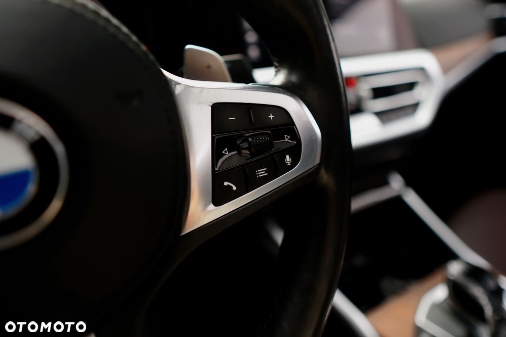 BMW Seria 3 M340i xDrive - 31