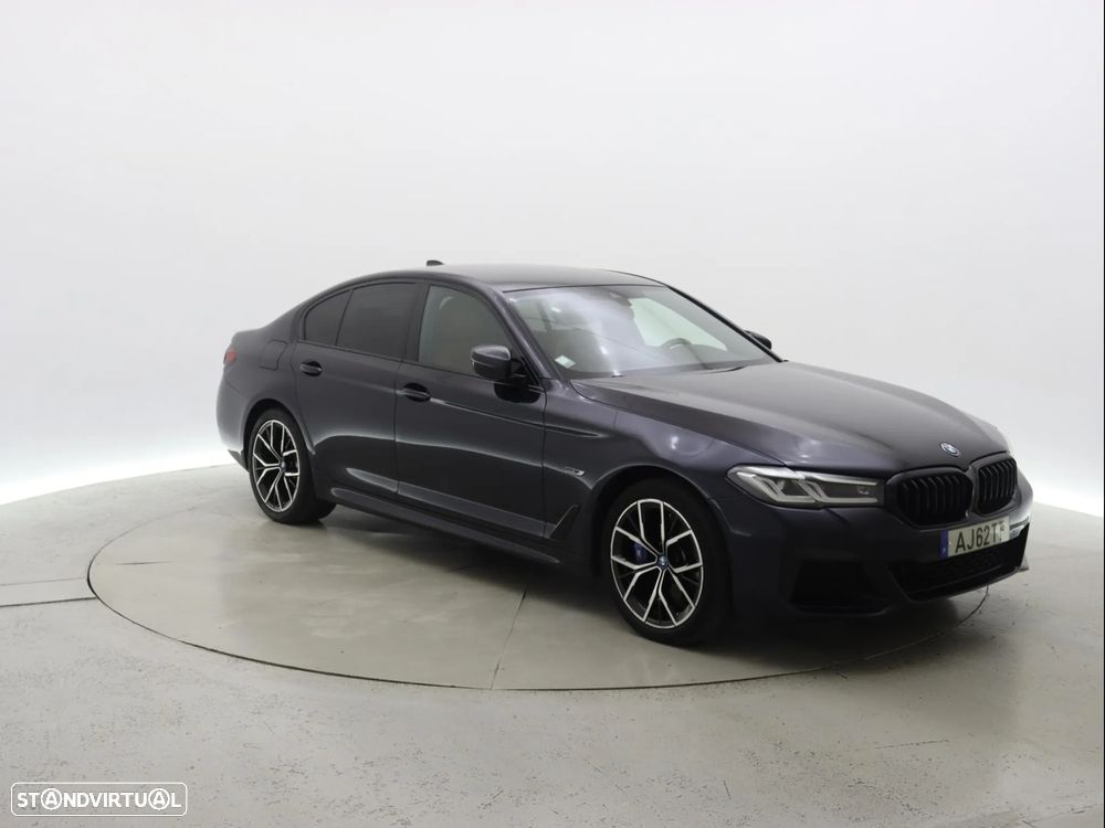 BMW 530 e - 10
