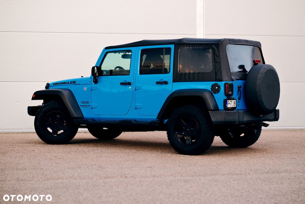 Jeep Wrangler 3.6 Unlim X - 8
