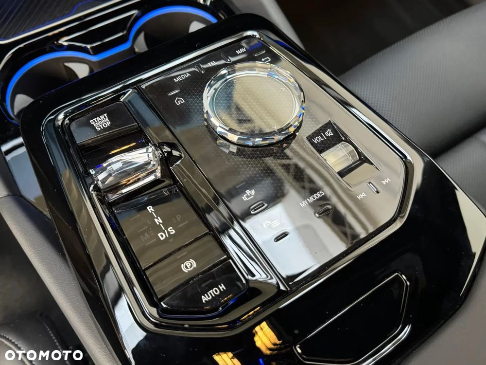 BMW Seria 5 520d mHEV M Sport - 24