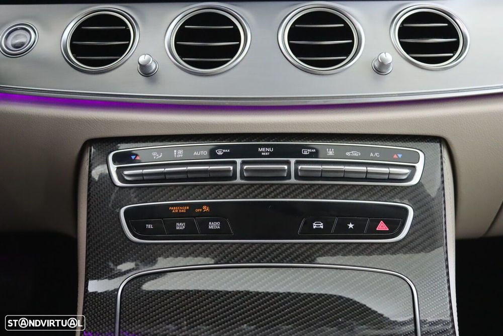 Mercedes-Benz E 300 de Avantgarde - 38