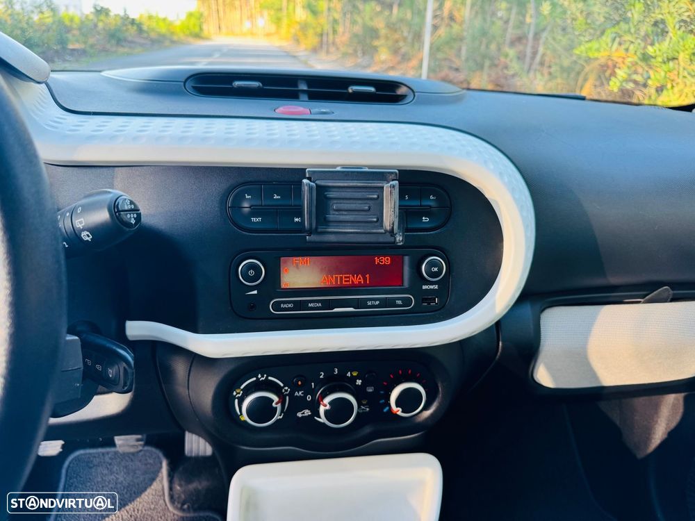 Renault Twingo 1.0 SCe Limited - 26
