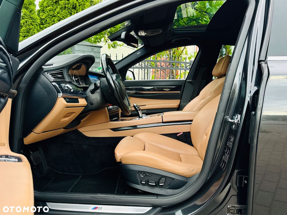 BMW Seria 7 740i - 6