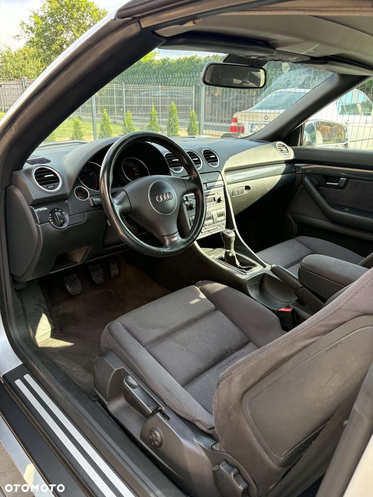 Audi A4 Cabrio 1.8T - 11