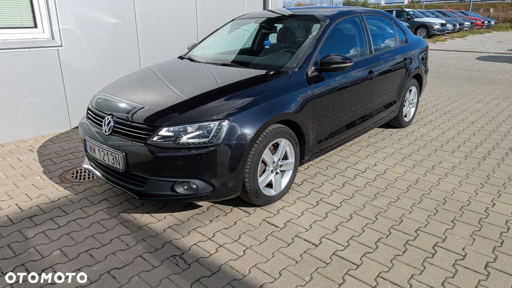 Volkswagen Jetta - 6