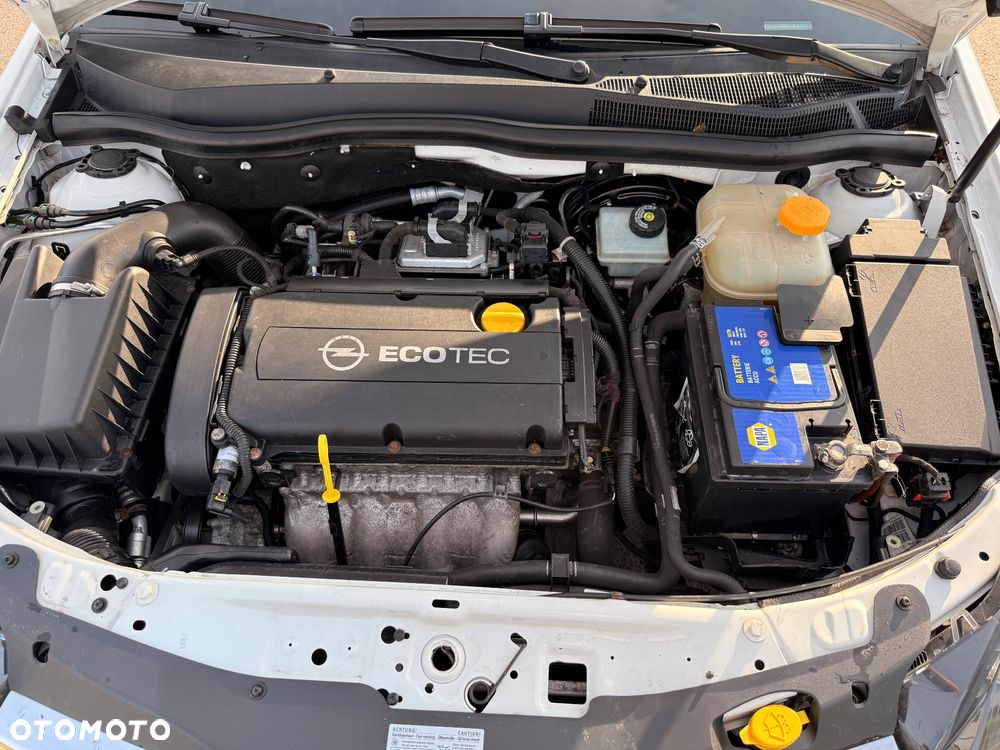 Opel Astra - 32