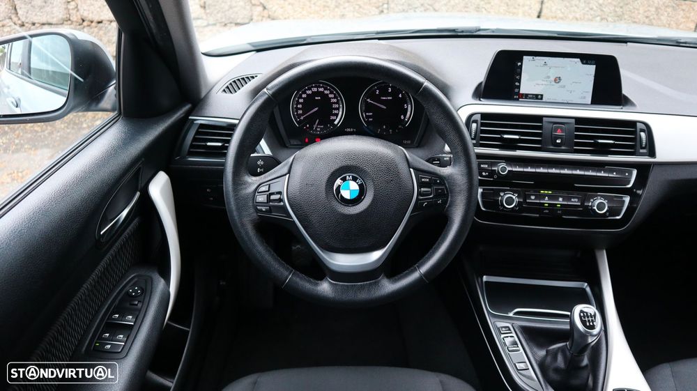 BMW 116 d EDynamics Advantage - 17