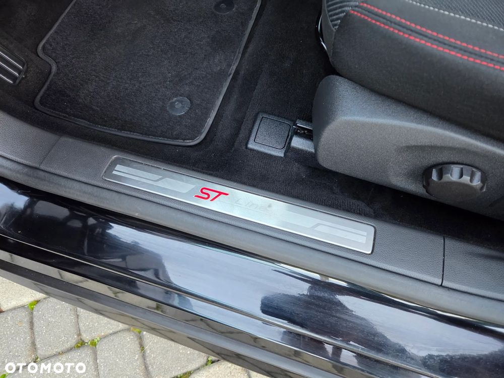 Ford Mondeo 2.0 TDCi ST-Line - 25