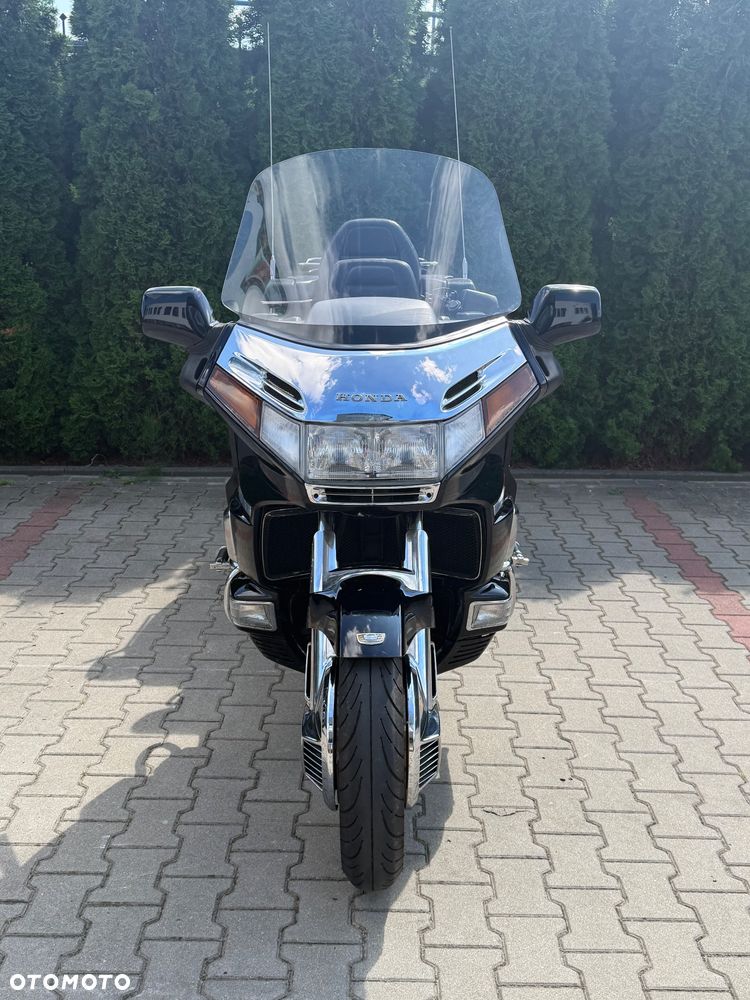 Honda GL - 4