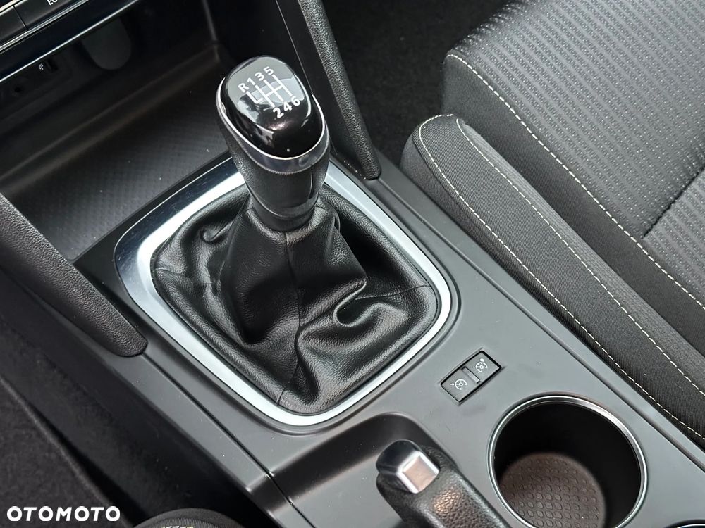 Renault Megane Grandtour ENERGY TCe 130 BUSINESS - 26