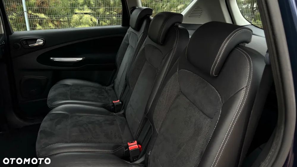 Ford S-Max 2.3 Titanium - 19