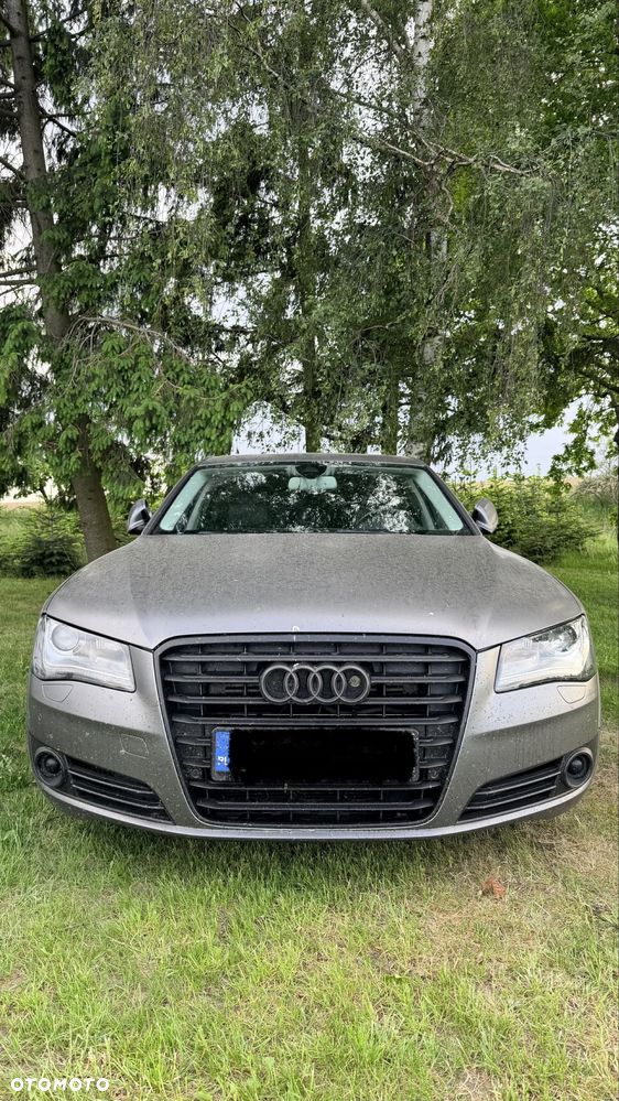 Audi A8 - 1