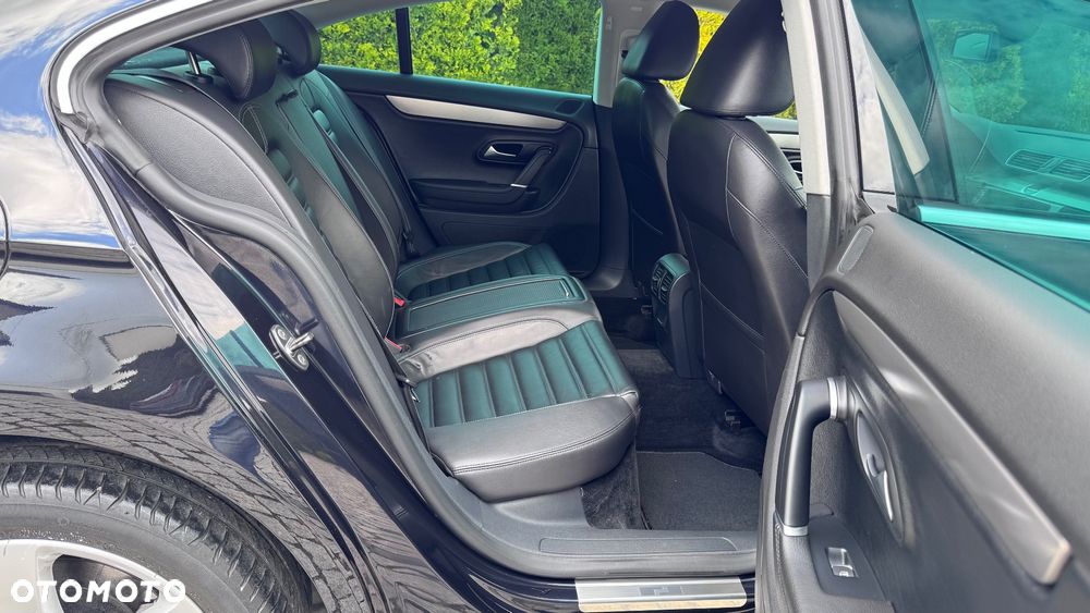 Volkswagen Passat CC 2.0 TSI DSG Exclusive - 29