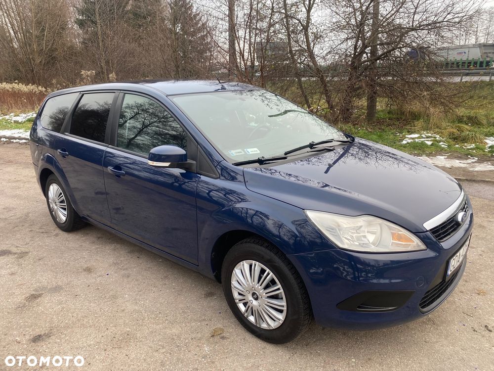 Ford Focus 1.6 Ambiente - 1