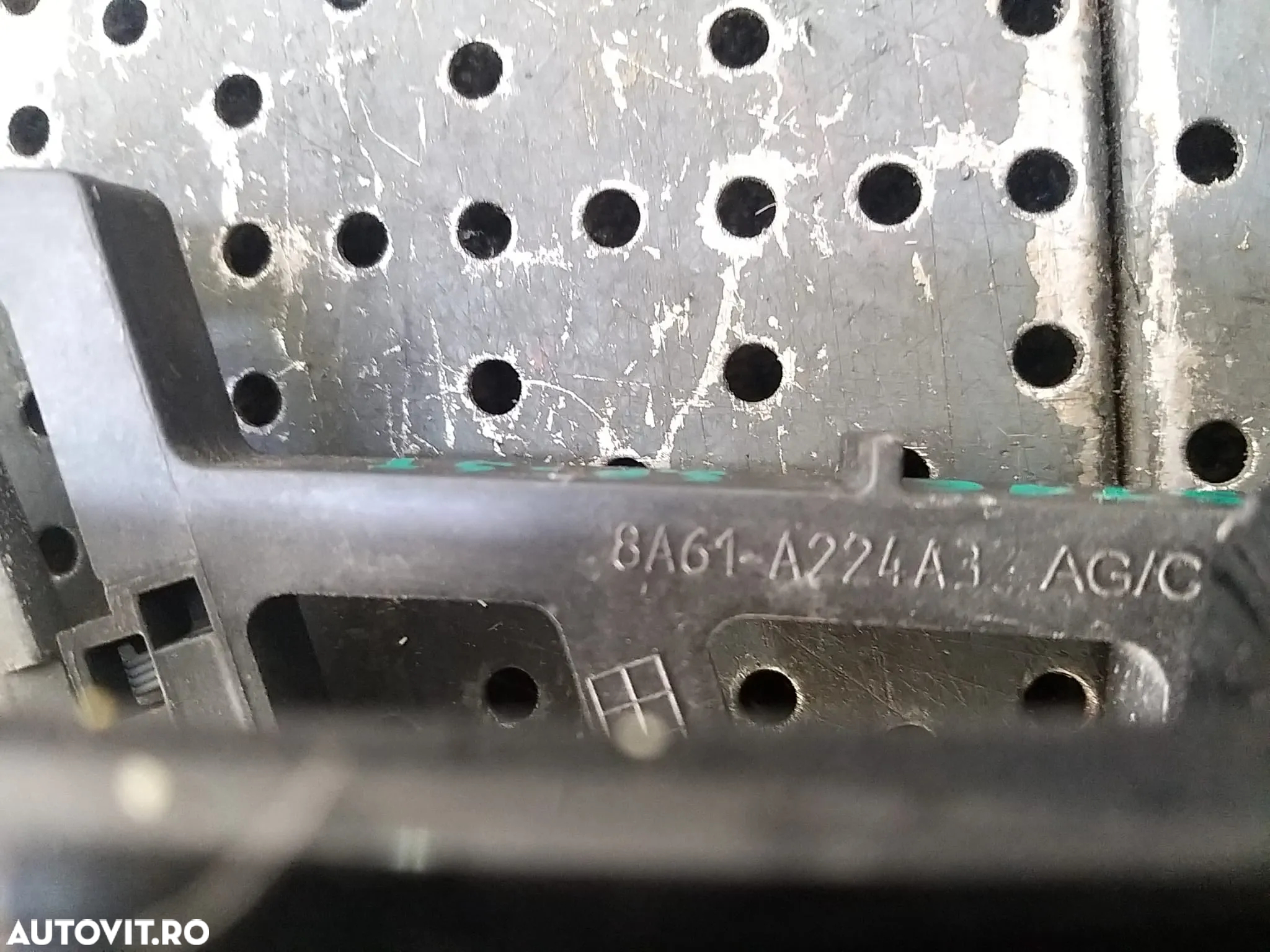Maner usa stanga spate ford fiesta 6 cb1 ccn 8a61a224a - 2