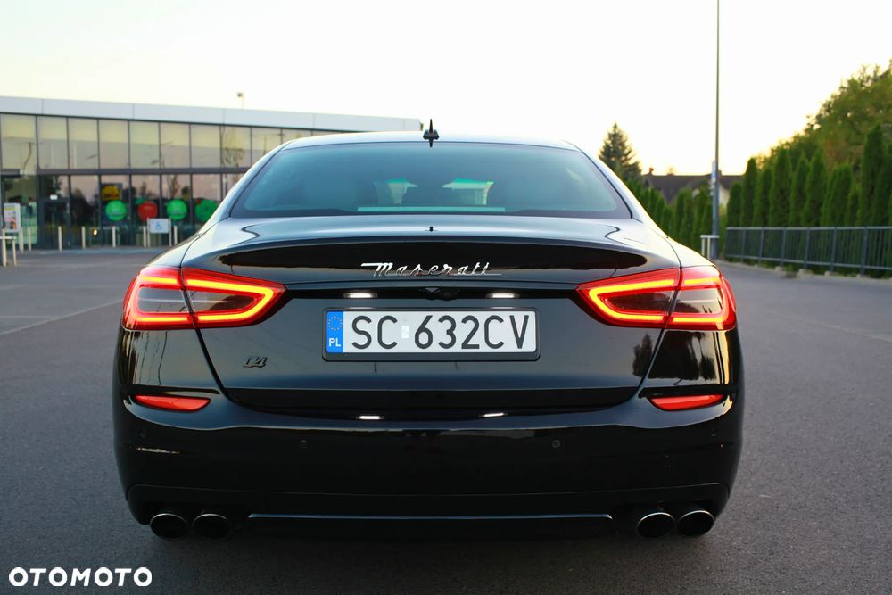Maserati Quattroporte - 22