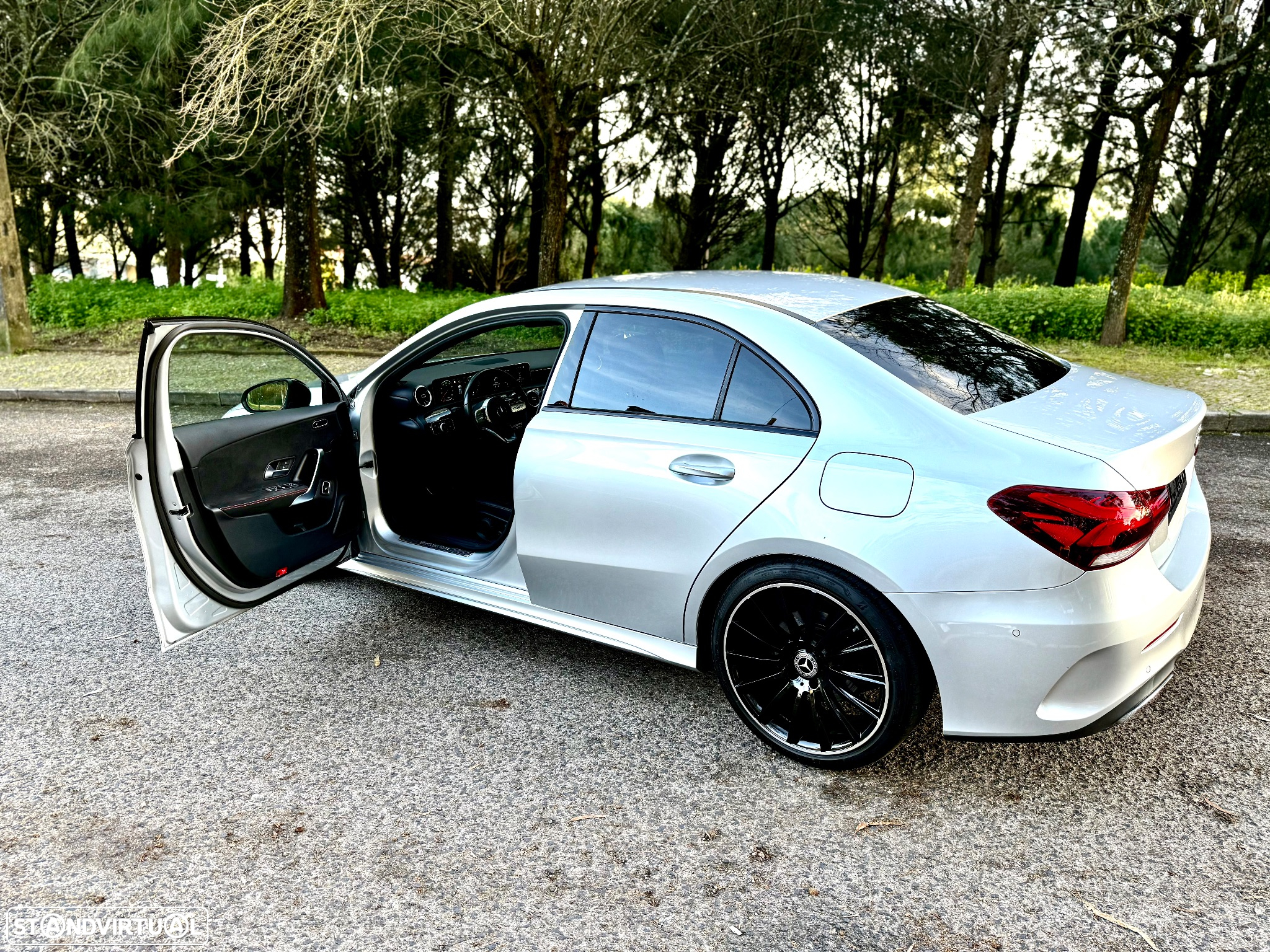 Mercedes-Benz A 200 Limousine AMG Line Aut. - 20