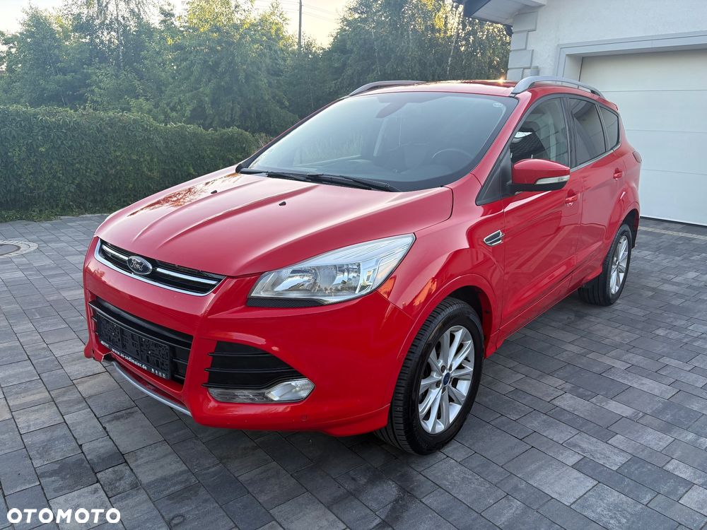 Ford Kuga 2.0 TDCi 2x4 Titanium - 3