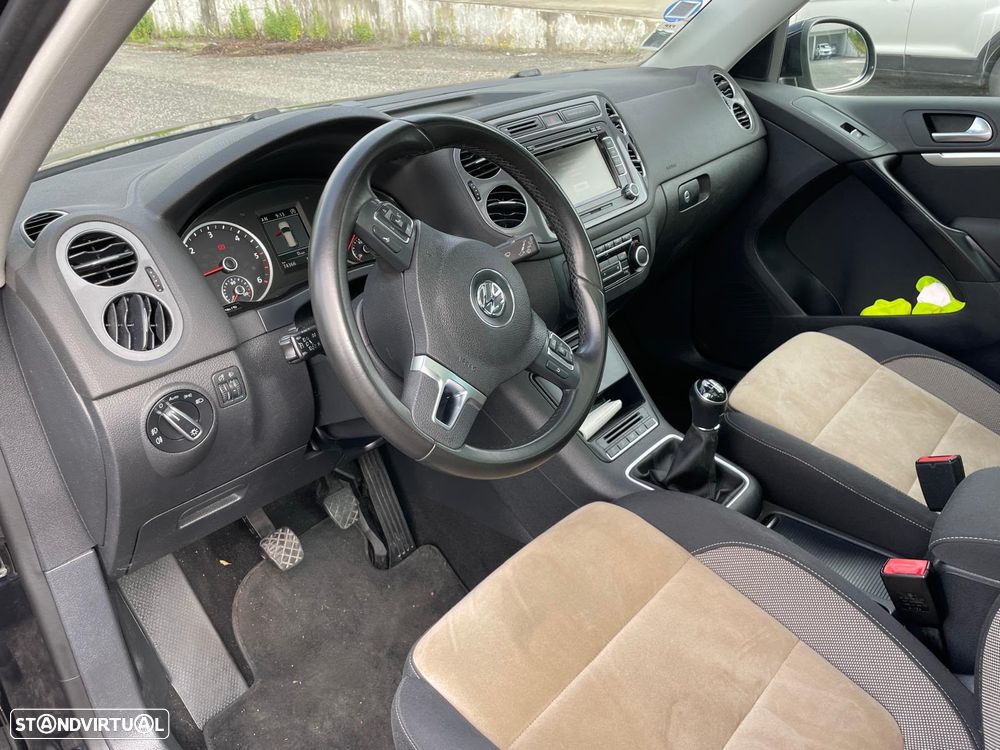 VW Tiguan 2.0 TDi Sport BlueMotion - 3