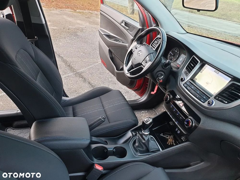 Hyundai Tucson blue 1.7 CRDi 2WD Style - 25